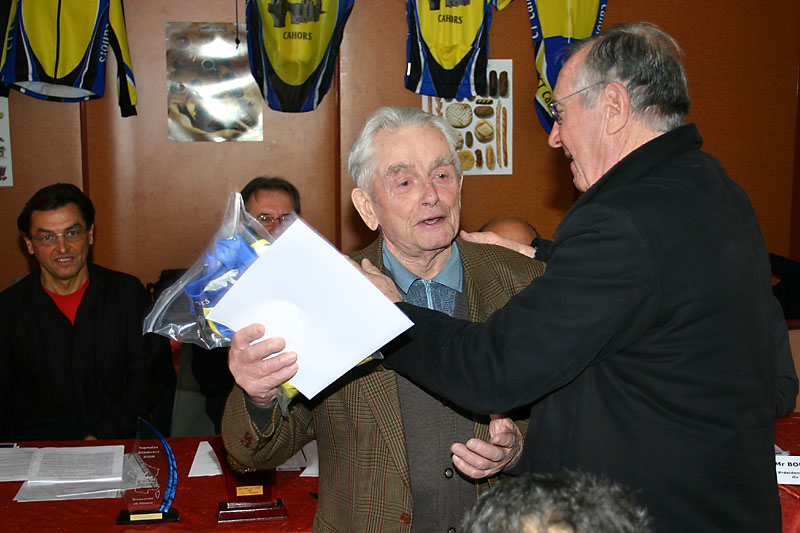AGO-2008-12.jpg