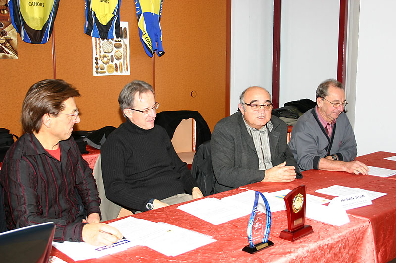 AGO-2008-16.jpg