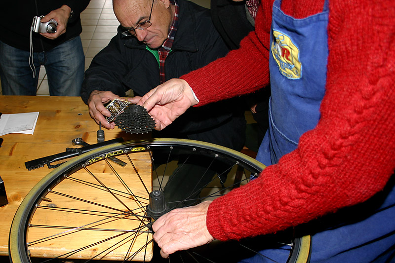 meca2009-01_07.jpg